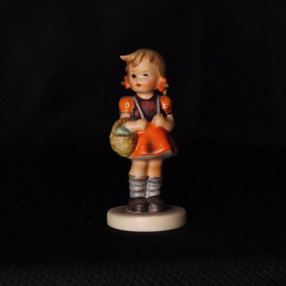 "School girl" - Vintage Hummel